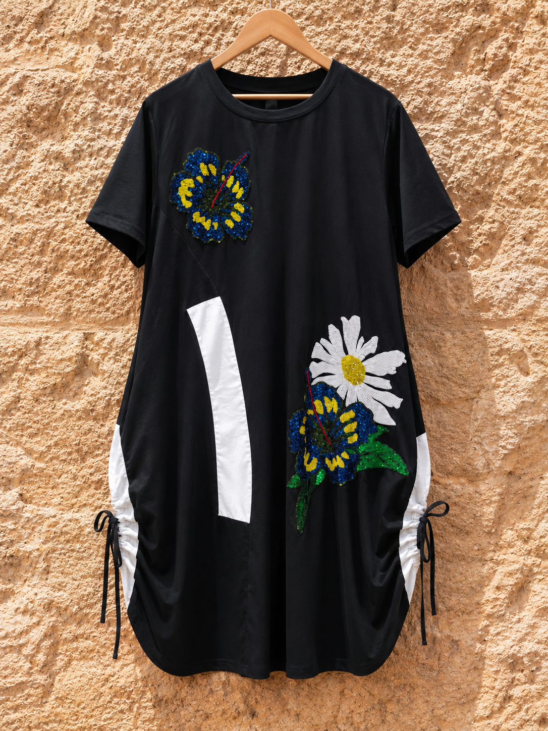 Vestido Midi negro con Flor