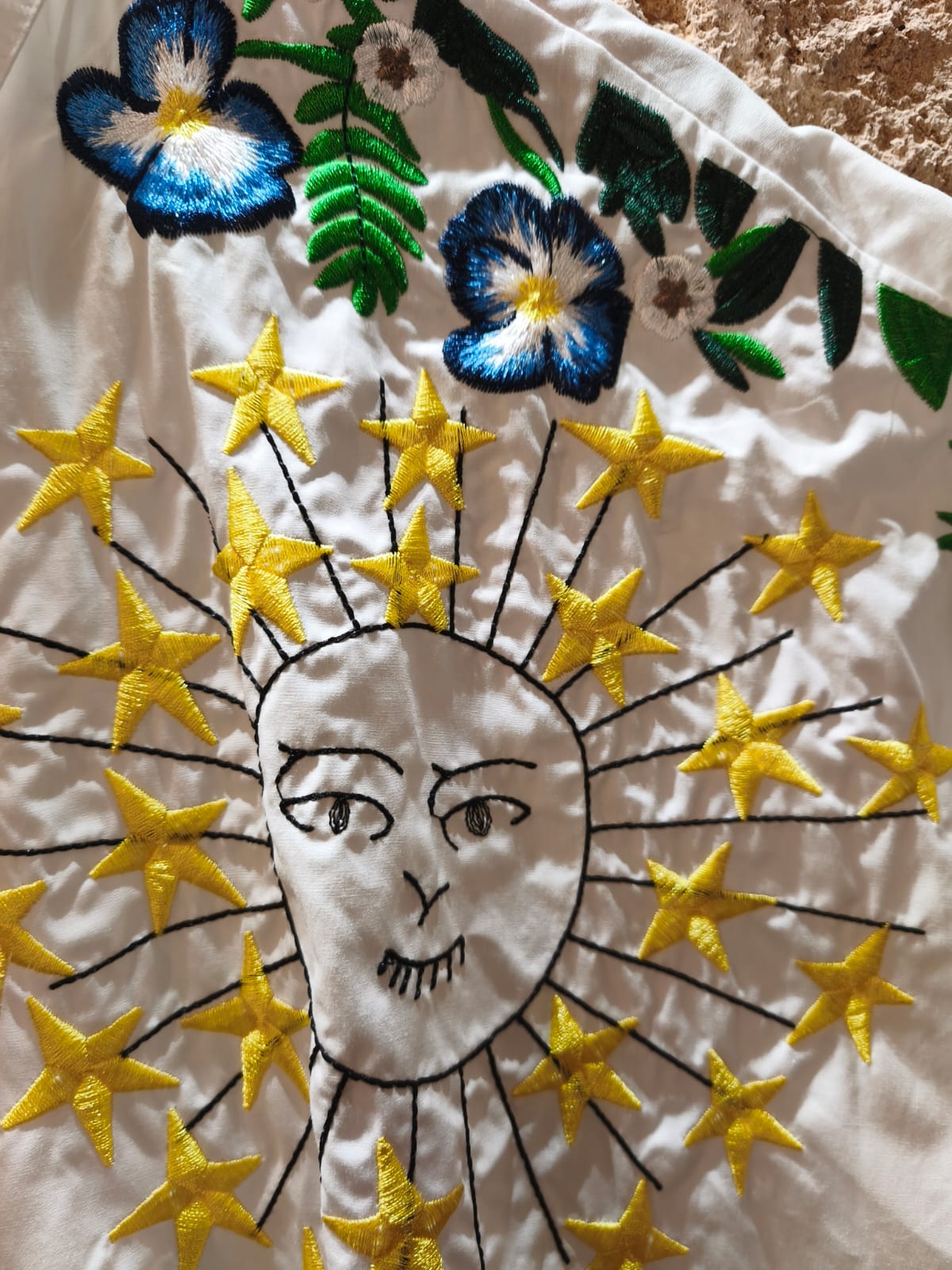 Camisa bordada artística 100%  de algodon