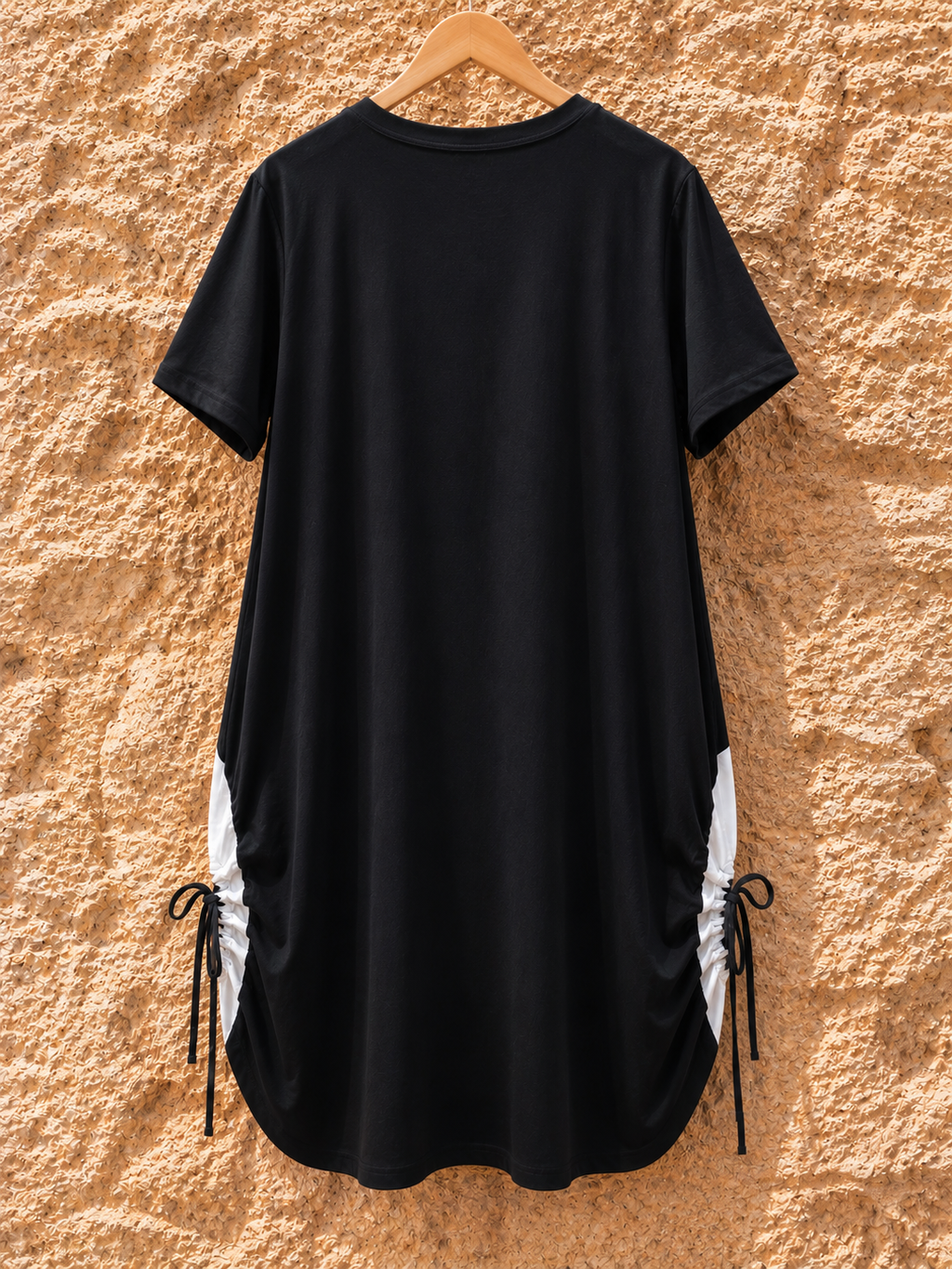 Vestido Midi negro con Flor